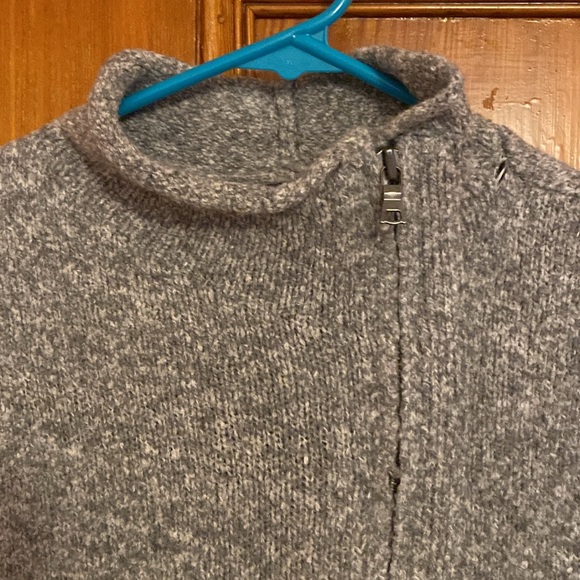 Heather Gray zip-up sweater - Picture 3 of 5